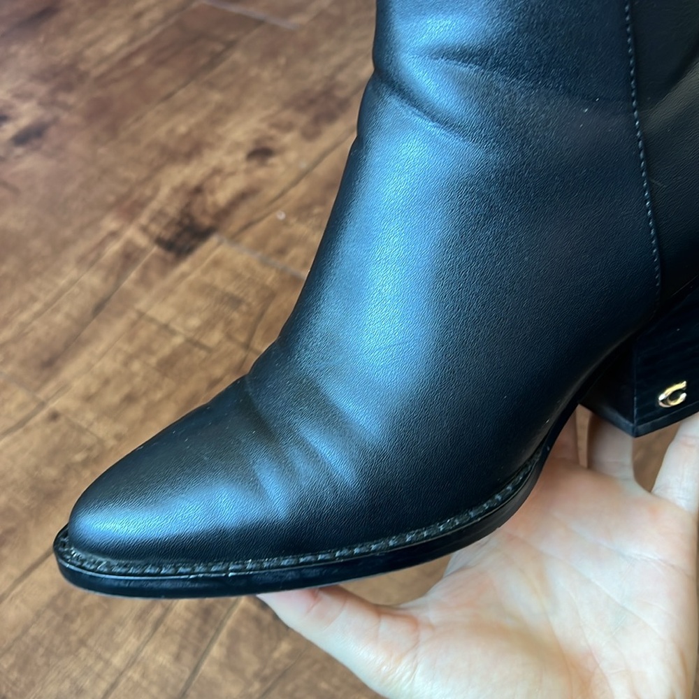 Worn twice Coach Pacey pointed toe black leather booties ankle boots classy 7 - Picture 16 of 16